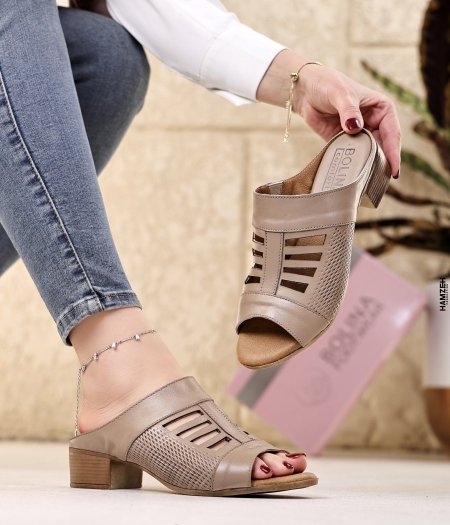 Taupe