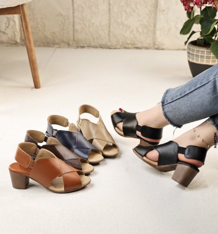 Modern Classic Sandals (طبية)