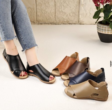 صندل نسائي طبي مسطح مفتوح من الأمام (Peep Toe)
