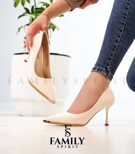 هيلز رسمي بدعسة طبية