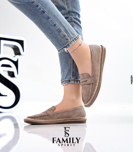 Taupe